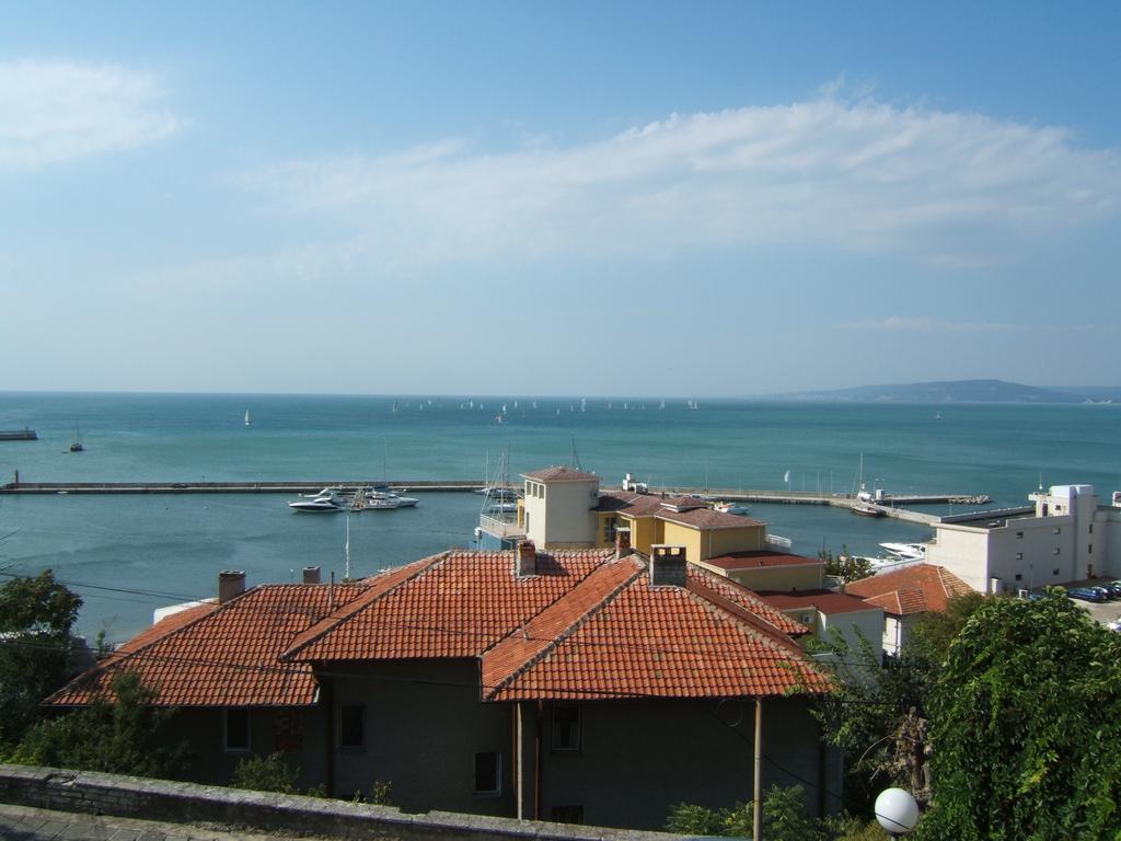 Regina'S Guesthouse Balchik Exterior foto